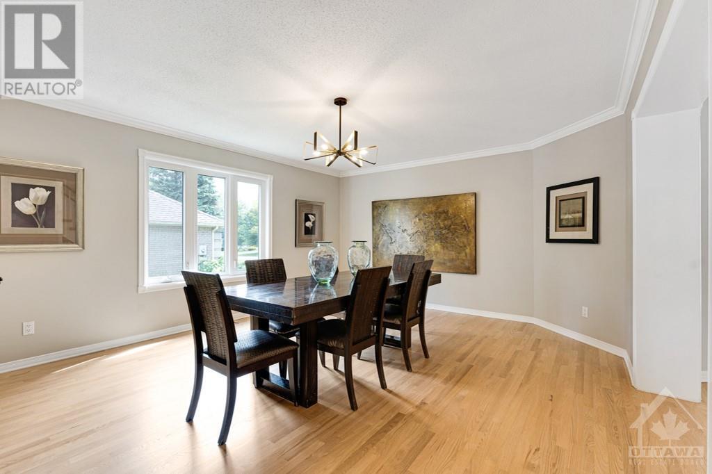 5525 Pettapiece CrescentOttawa, Ontario  K4M 1C6 - Photo 7 - X9516954