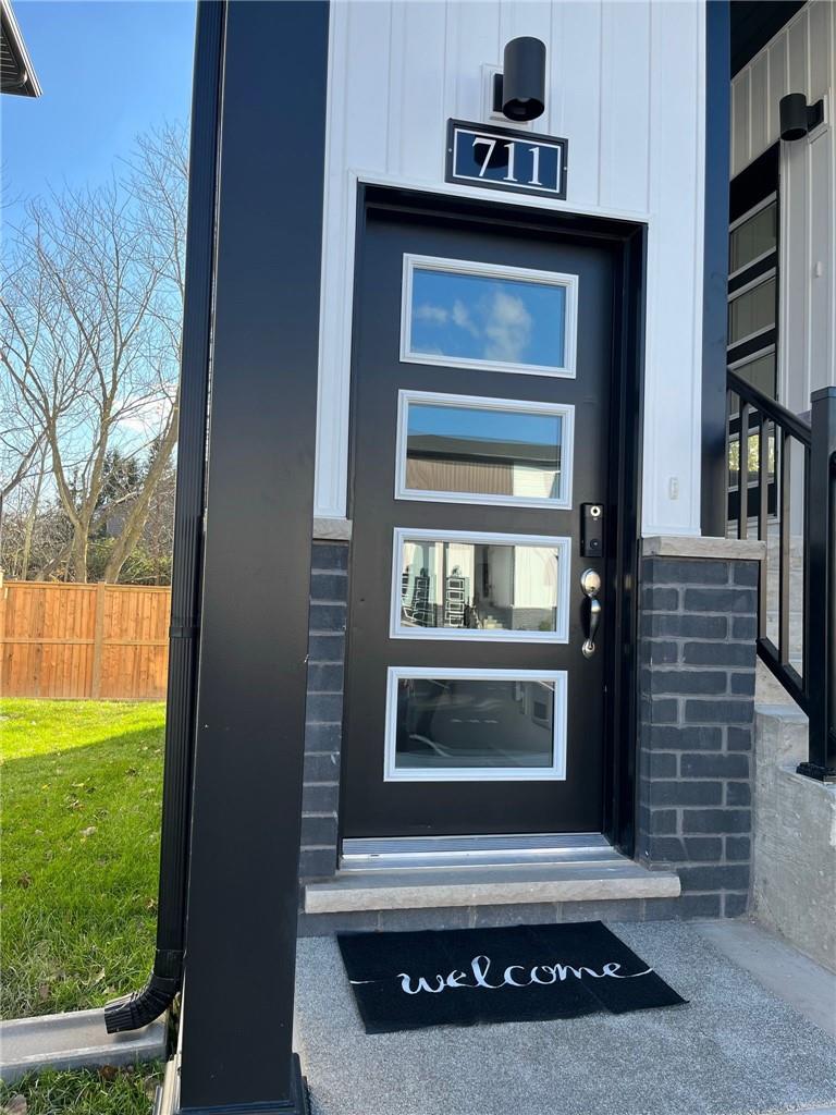 4263 Fourth Avenue, Unit #711, Niagara Falls, Ontario  L2E 0C2 - Photo 2 - H4203109