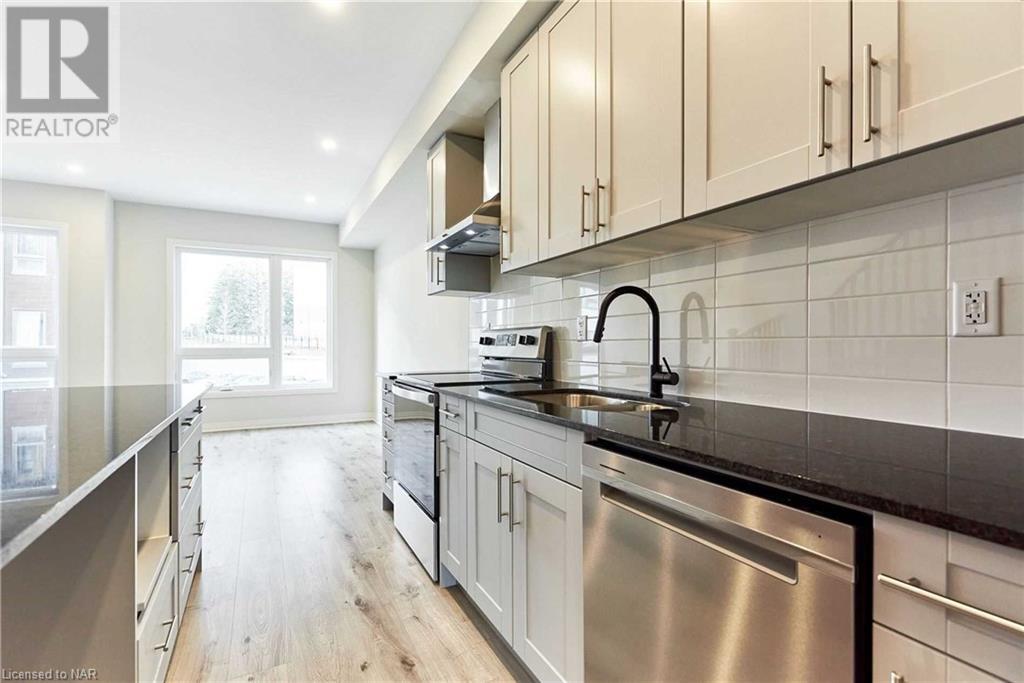 1670 Pleasure Valley Path, Oshawa, Ontario  L1G 0E3 - Photo 12 - 40631883