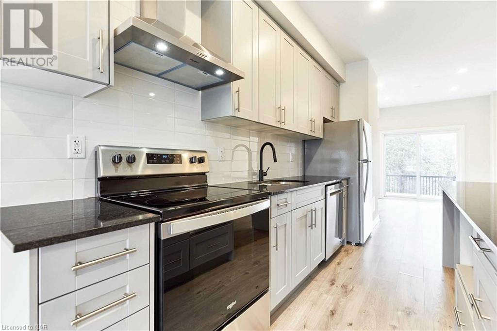 1670 Pleasure Valley Path, Oshawa, Ontario  L1G 0E3 - Photo 13 - 40631883