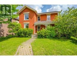 61 CLAIRFIELDS Drive E, guelph, Ontario