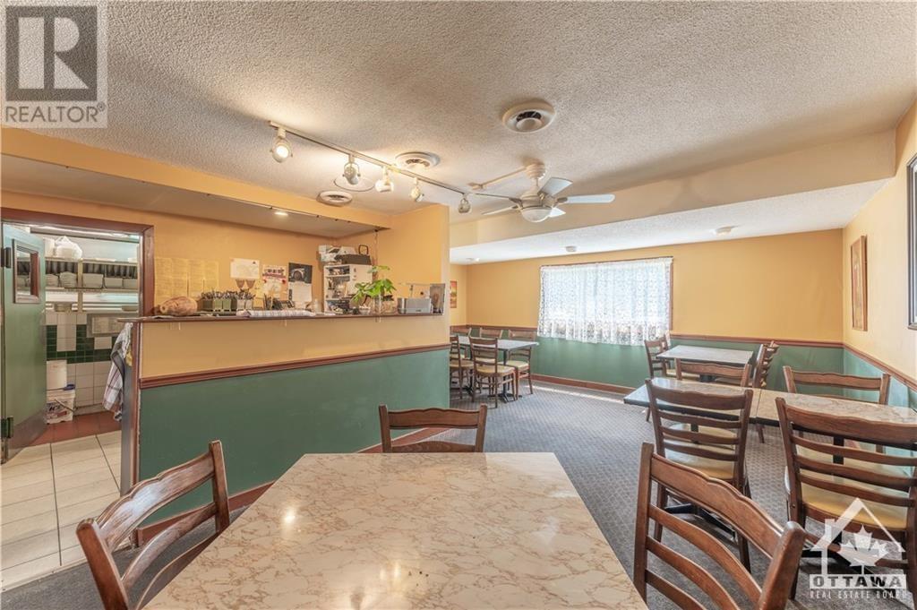 1690 Montreal RoadOttawa, Ontario  K1J 6N5 - Photo 16 - X9517013