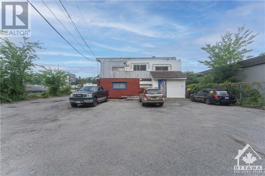 1690 Montreal RoadOttawa, Ontario  K1J 6N5 - Photo 23 - X9517013