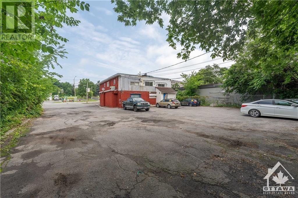 1690 Montreal RoadOttawa, Ontario  K1J 6N5 - Photo 24 - X9517013