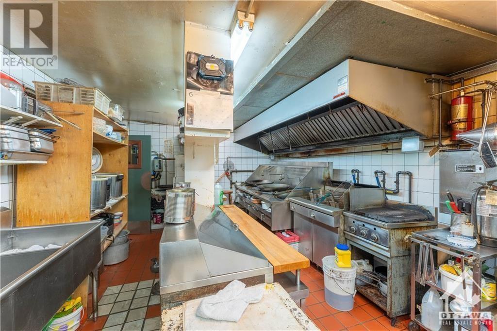 1690 Montreal RoadOttawa, Ontario  K1J 6N5 - Photo 26 - X9517013