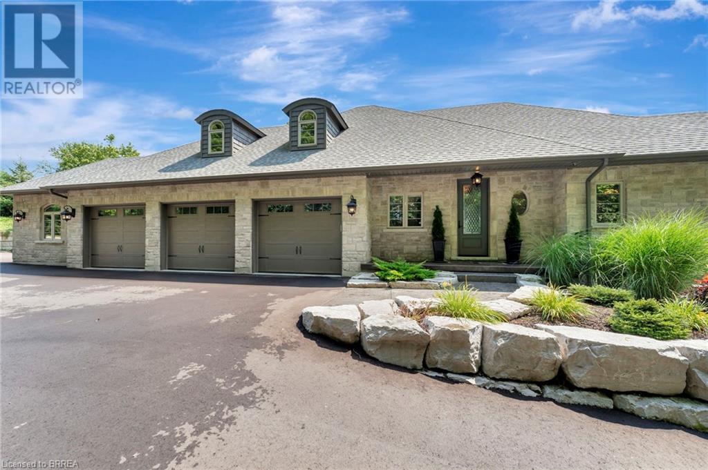 61 East Harris Road, Brantford, Ontario  N3T 5L4 - Photo 4 - 40603631