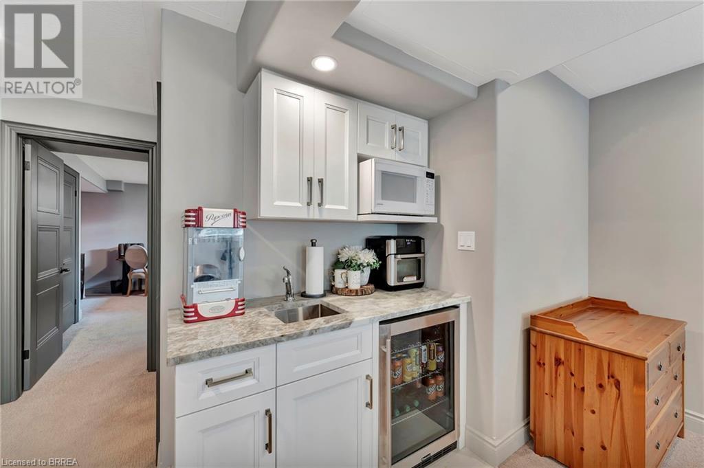 61 East Harris Road, Brantford, Ontario  N3T 5L4 - Photo 47 - 40603631