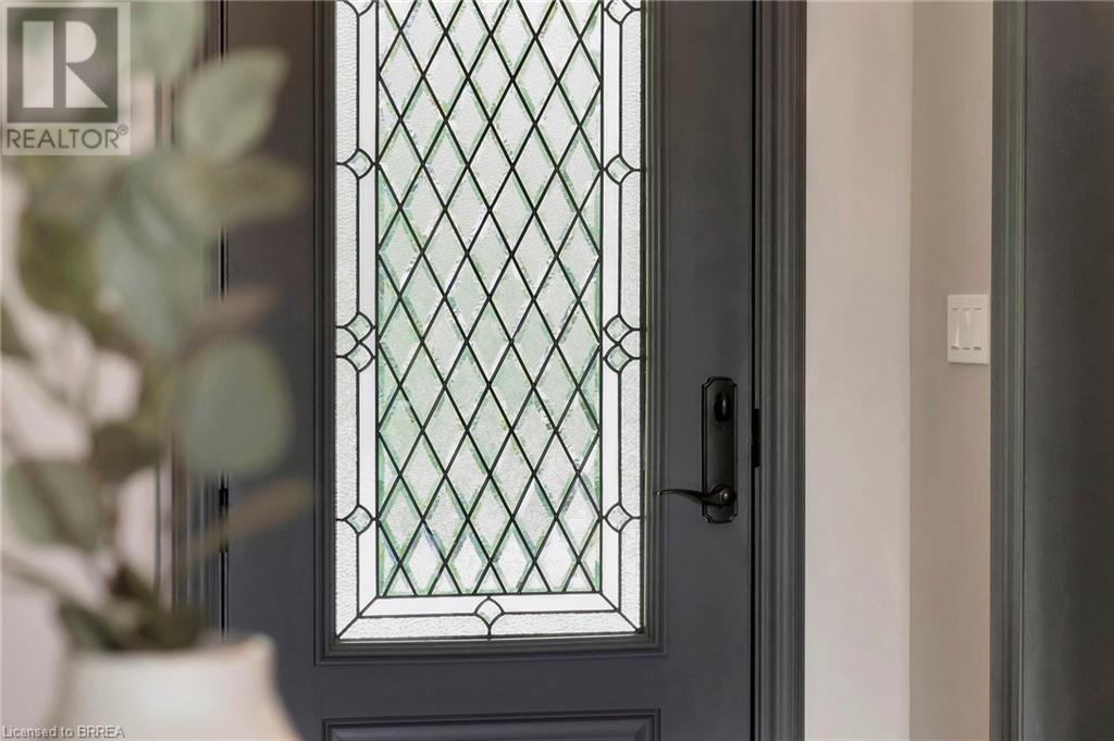 61 East Harris Road, Brantford, Ontario  N3T 5L4 - Photo 9 - 40603631