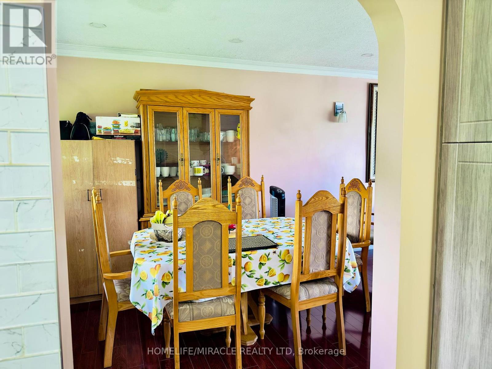 9800 Britania Road, Milton, Ontario  L9T 7E8 - Photo 10 - W9257592