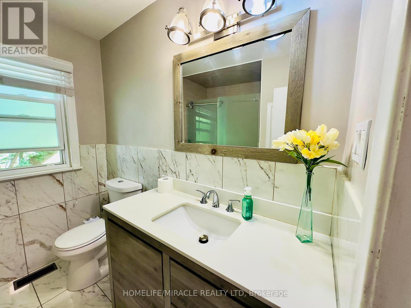 9800 Britania Road, Milton, Ontario  L9T 7E8 - Photo 18 - W9257592