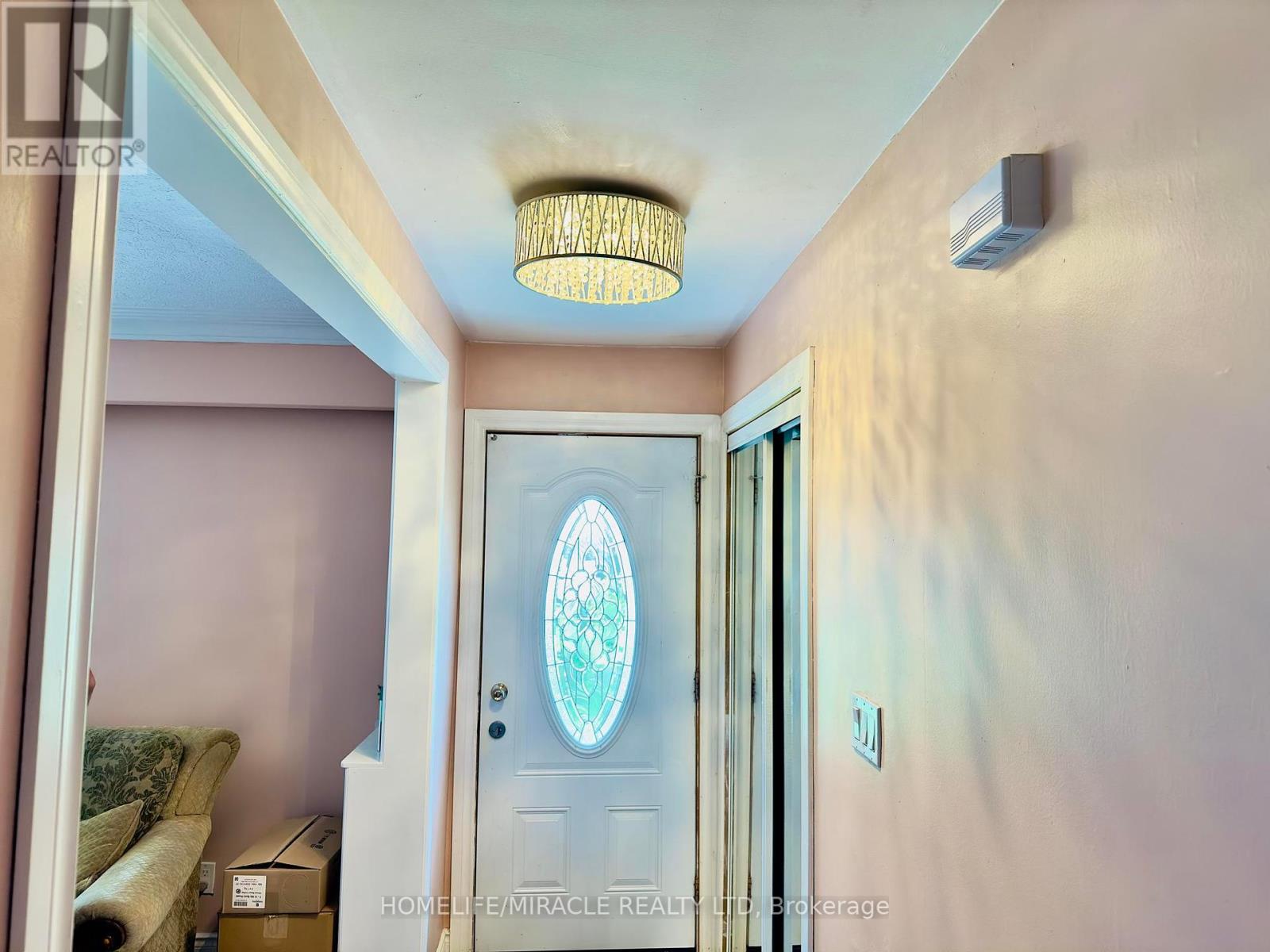 9800 Britania Road, Milton, Ontario  L9T 7E8 - Photo 7 - W9257592