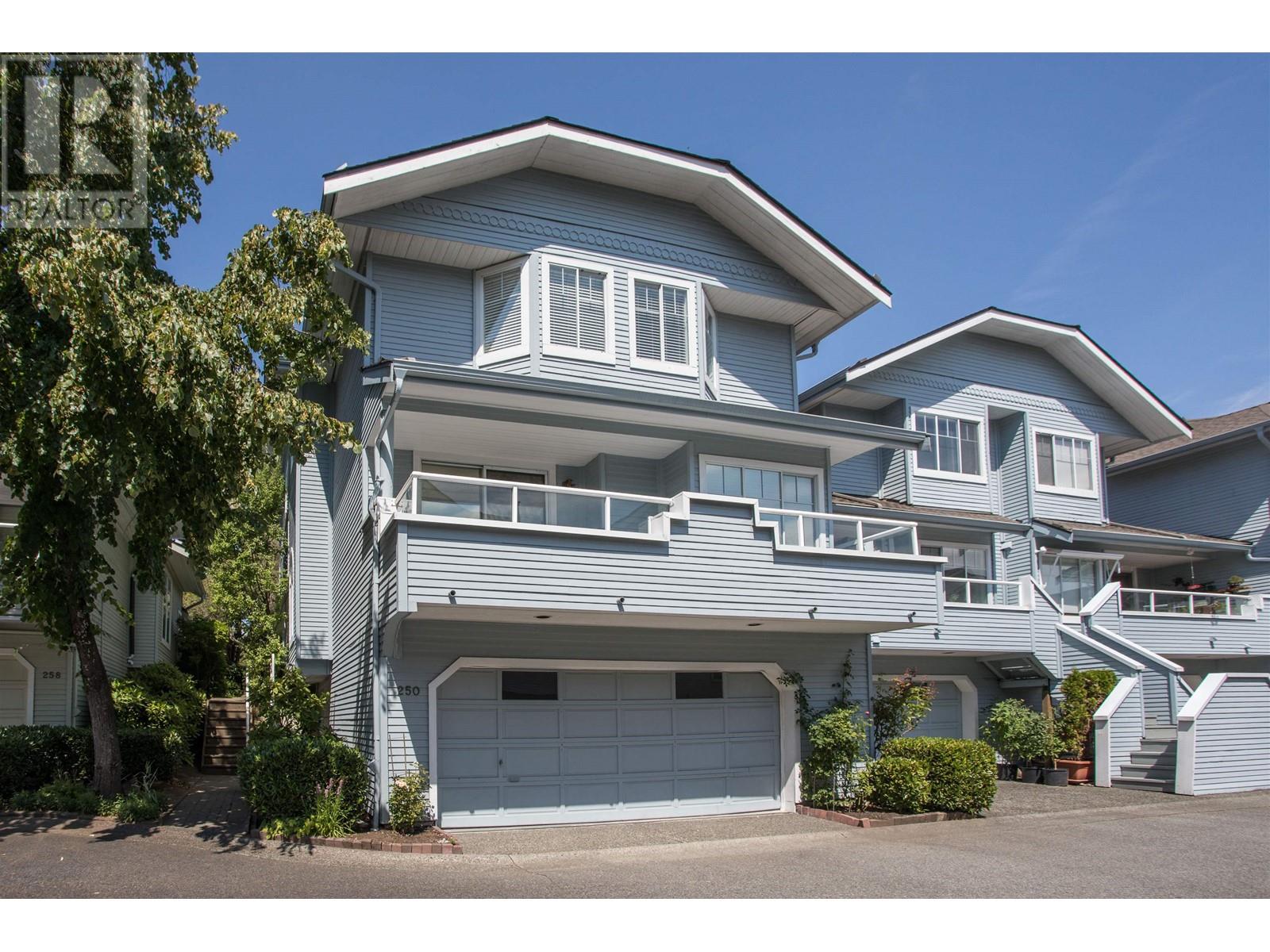 250 Waterleigh Drive, Vancouver, British Columbia  V5X 4T2 - Photo 4 - R2906565