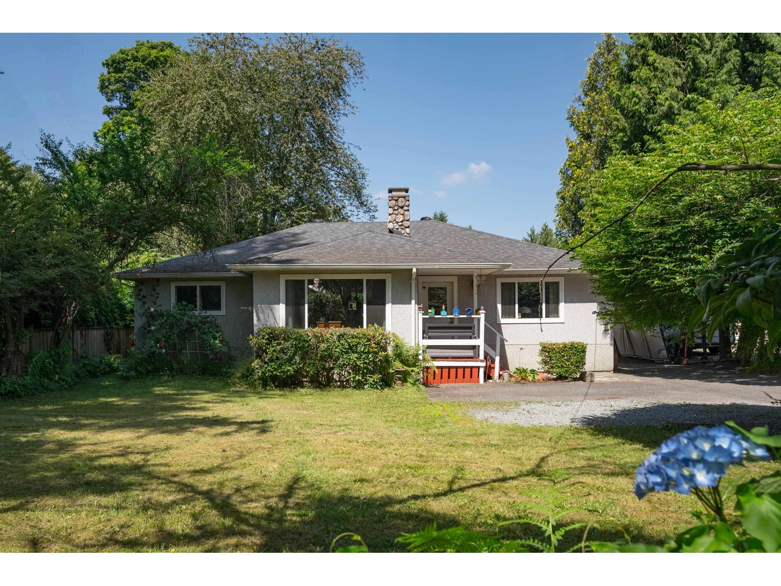 8823 GLOVER ROAD, langley, British Columbia