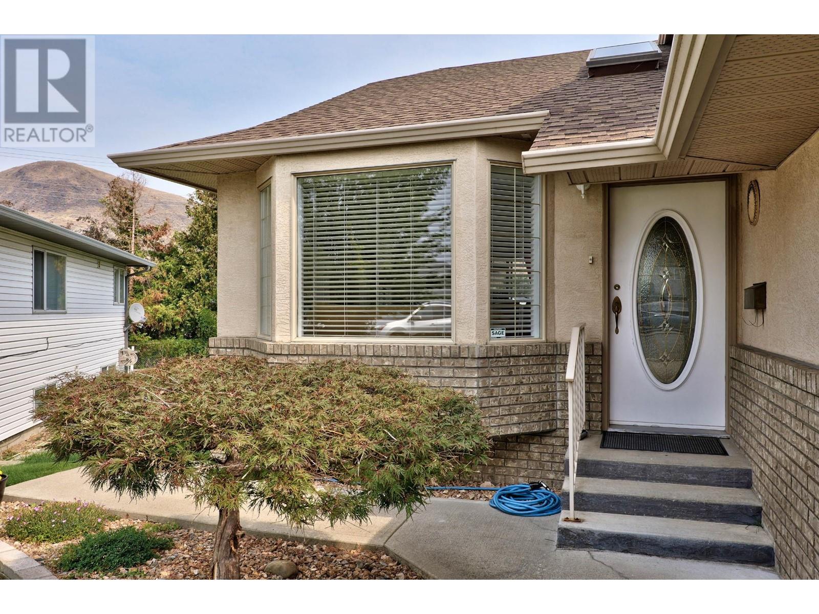 1095 Lincoln Crt, Kamloops, British Columbia  V2B 8L5 - Photo 4 - 180396