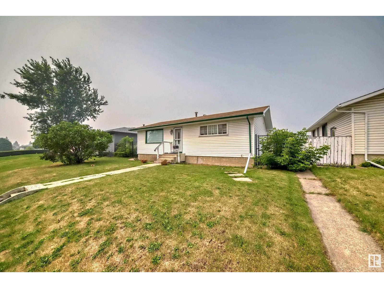 14512 64 St Nw, Edmonton, Alberta  T5A 2C3 - Photo 2 - E4402387