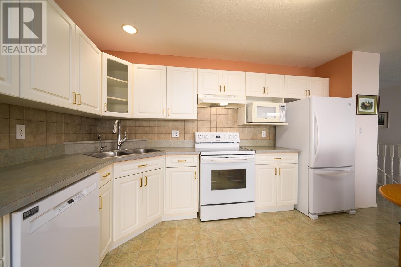92-2022 Pacific Way, Kamloops, British Columbia  V1S 1T1 - Photo 10 - 180399