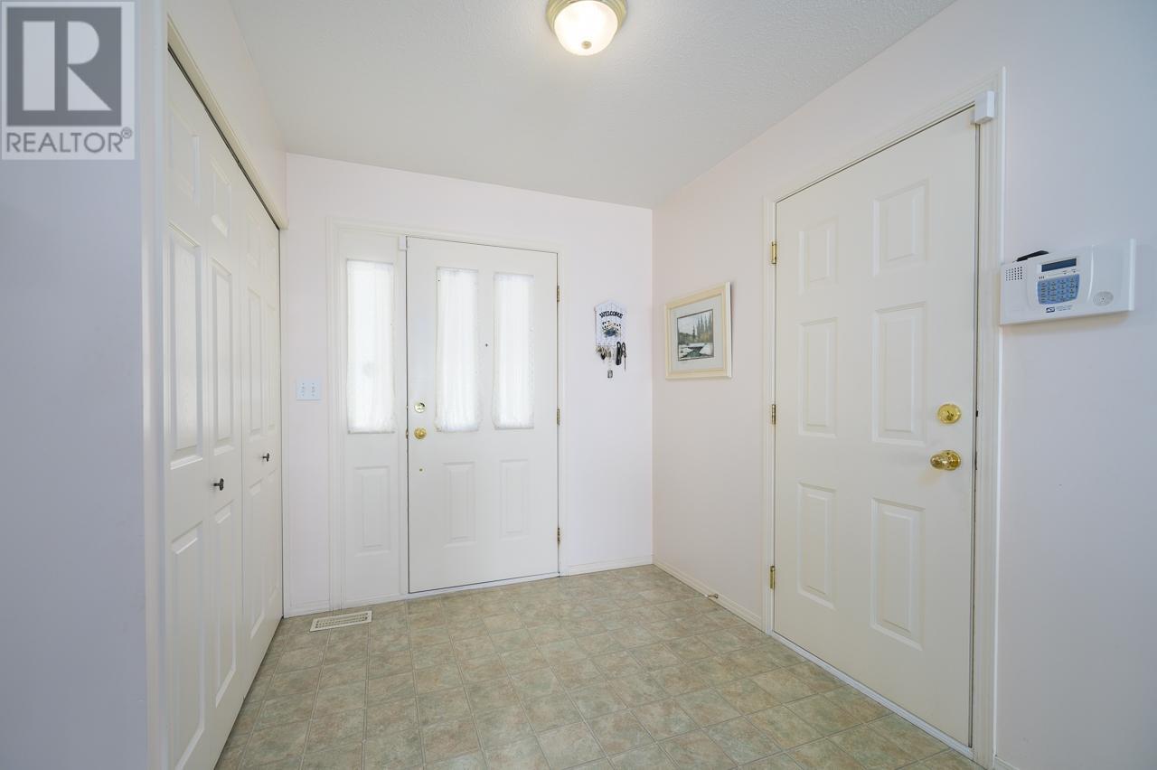 92-2022 Pacific Way, Kamloops, British Columbia  V1S 1T1 - Photo 3 - 180399