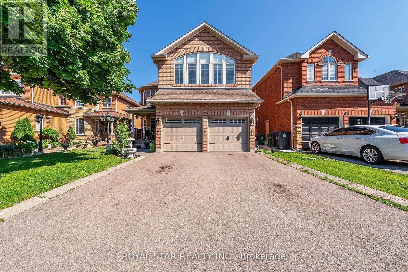 6 Baccarat Crescent, Brampton (Snelgrove), Ontario  L7A 1K7 - Photo 2 - W9258253