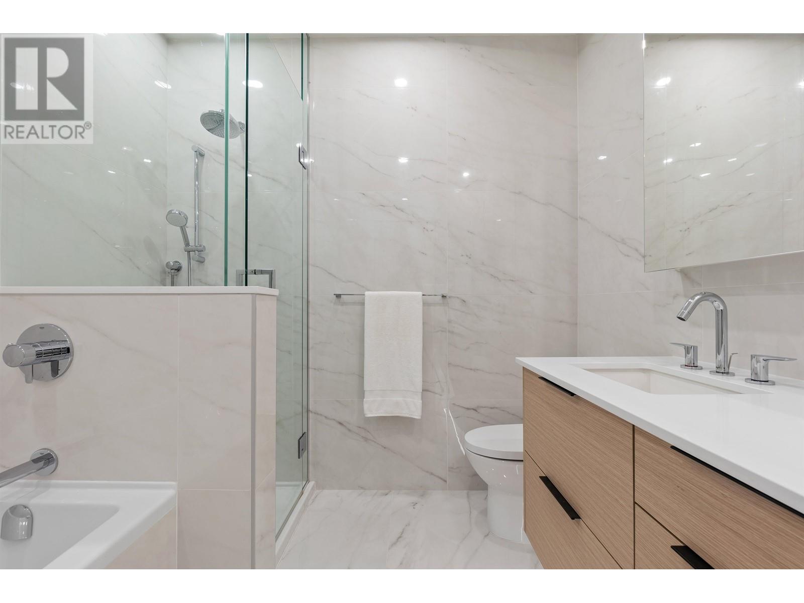 Ph4101 4711 Hazel Street, Burnaby, British Columbia  V5H 0J9 - Photo 7 - R2910823