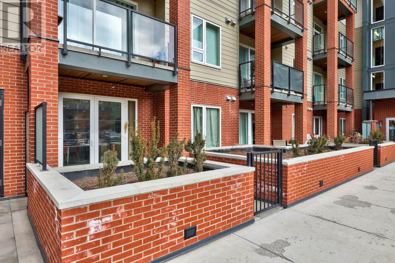 109-885 University Drive, Kamloops, British Columbia  V2C 5N3 - Photo 14 - 180405