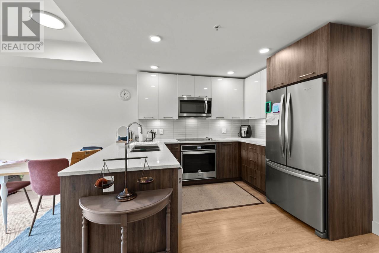 109-885 University Drive, Kamloops, British Columbia  V2C 5N3 - Photo 3 - 180405