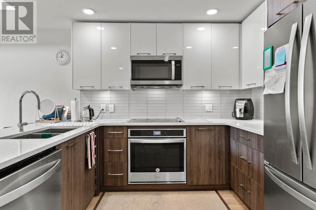 109-885 University Drive, Kamloops, British Columbia  V2C 5N3 - Photo 4 - 180405