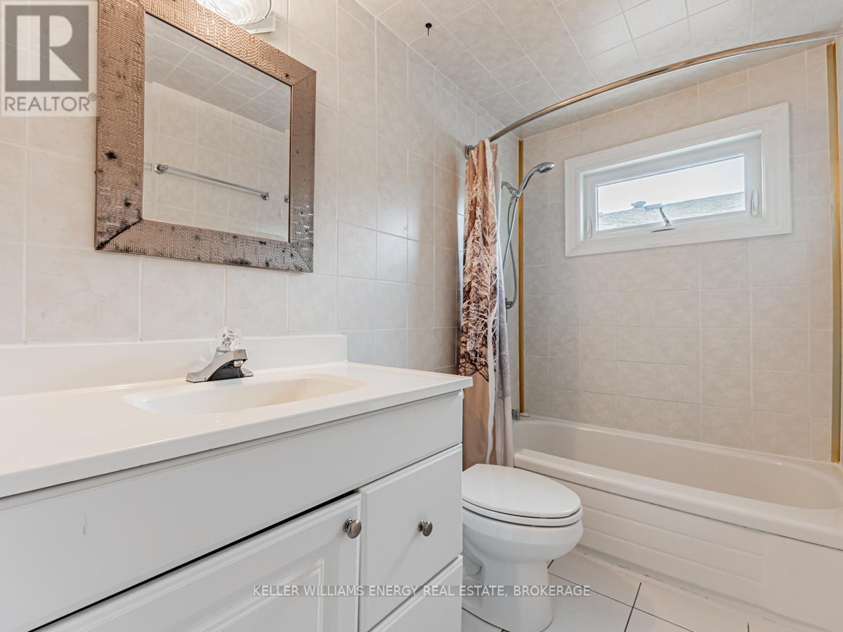 Unit 1 - 665 Monarch Avenue, Ajax (South West), Ontario  L1S 4B6 - Photo 10 - E9258572