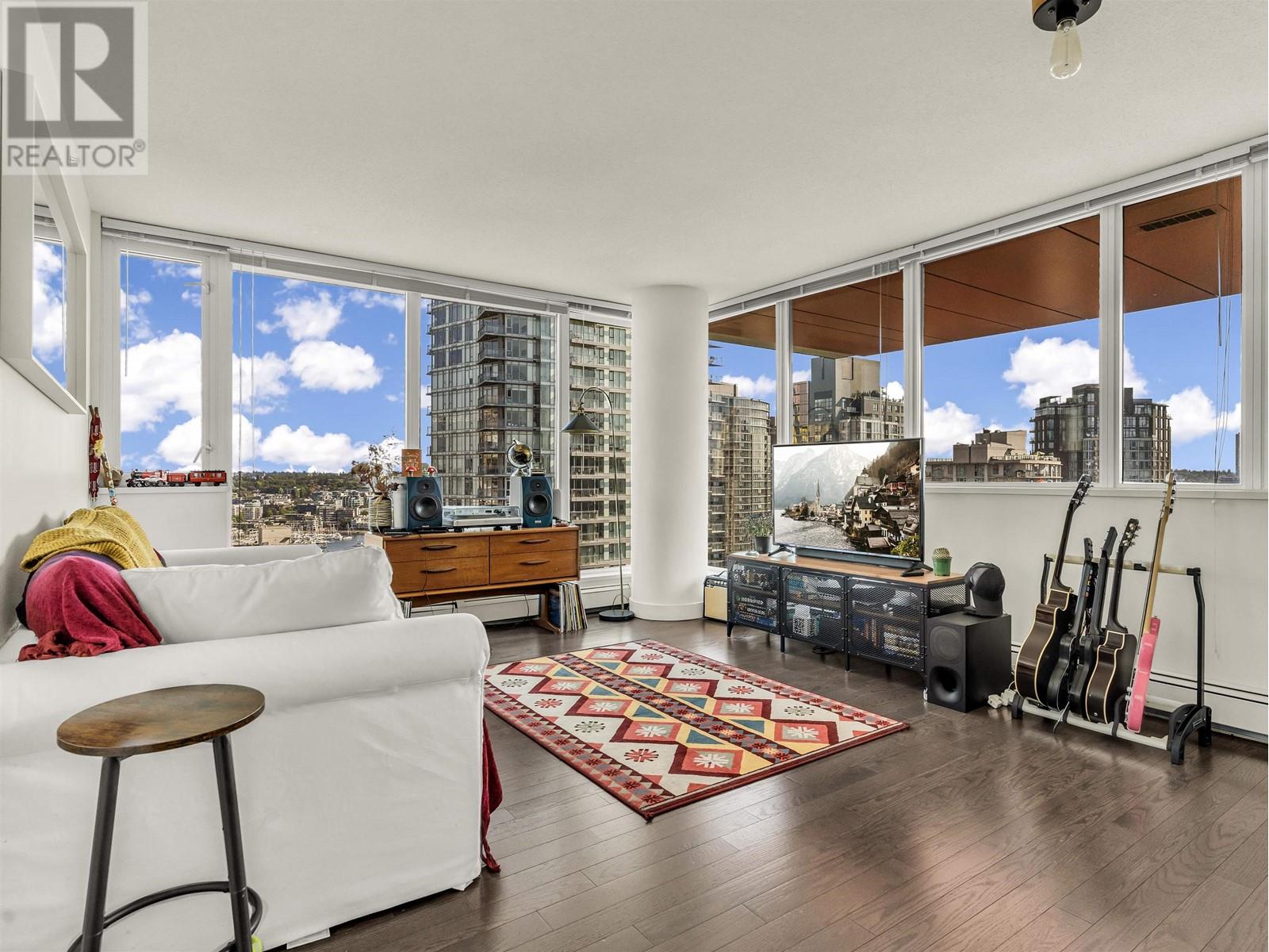 2106 1325 Rolston Street, Vancouver, British Columbia  V7B 0M2 - Photo 3 - R2916179