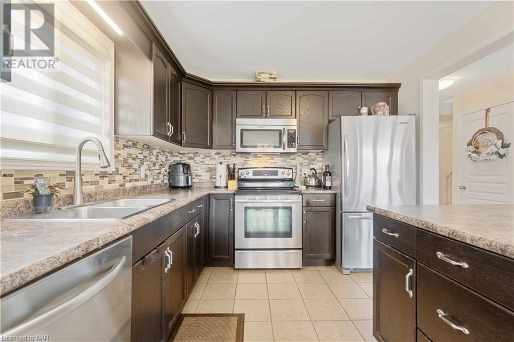 6604 Mary Drive Drive, Niagara Falls, Ontario  L2H 0B5 - Photo 18 - 40632018