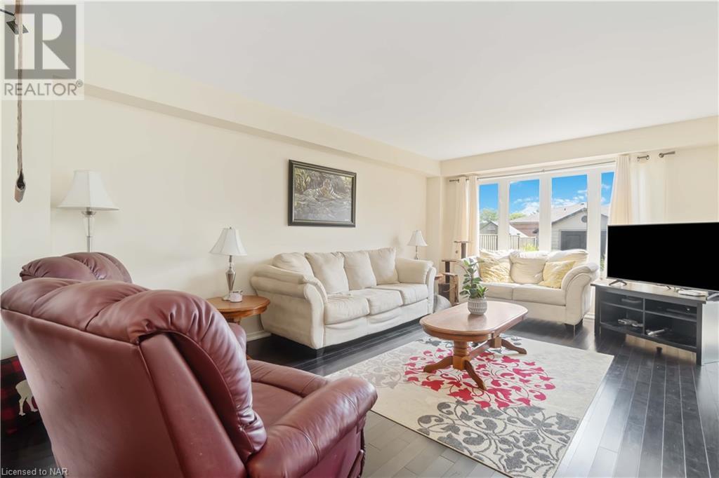 6604 Mary Drive Drive, Niagara Falls, Ontario  L2H 0B5 - Photo 10 - 40632018