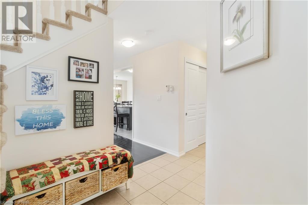 6604 Mary Drive Drive, Niagara Falls, Ontario  L2H 0B5 - Photo 6 - 40632018