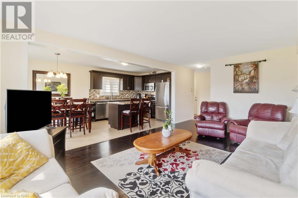 6604 Mary Drive Drive, Niagara Falls, Ontario  L2H 0B5 - Photo 13 - 40632018