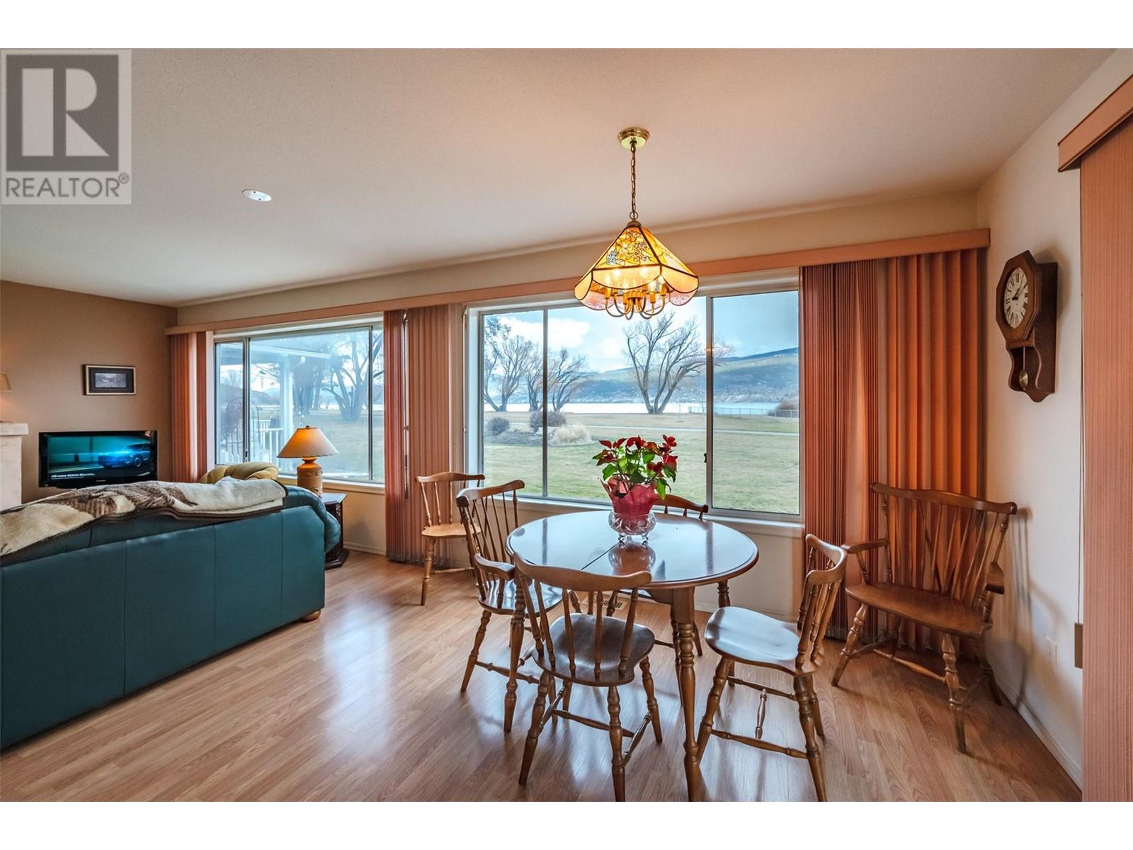 Property at 45 Kingfisher Drive image 5
