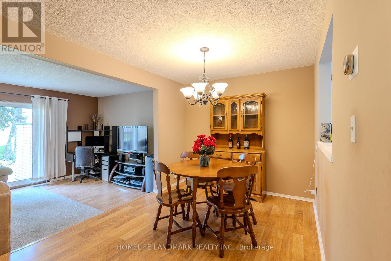 101 - 50 Lakeshore Road S, St. Catharines, Ontario  L2N 6P8 - Photo 4 - X9259060