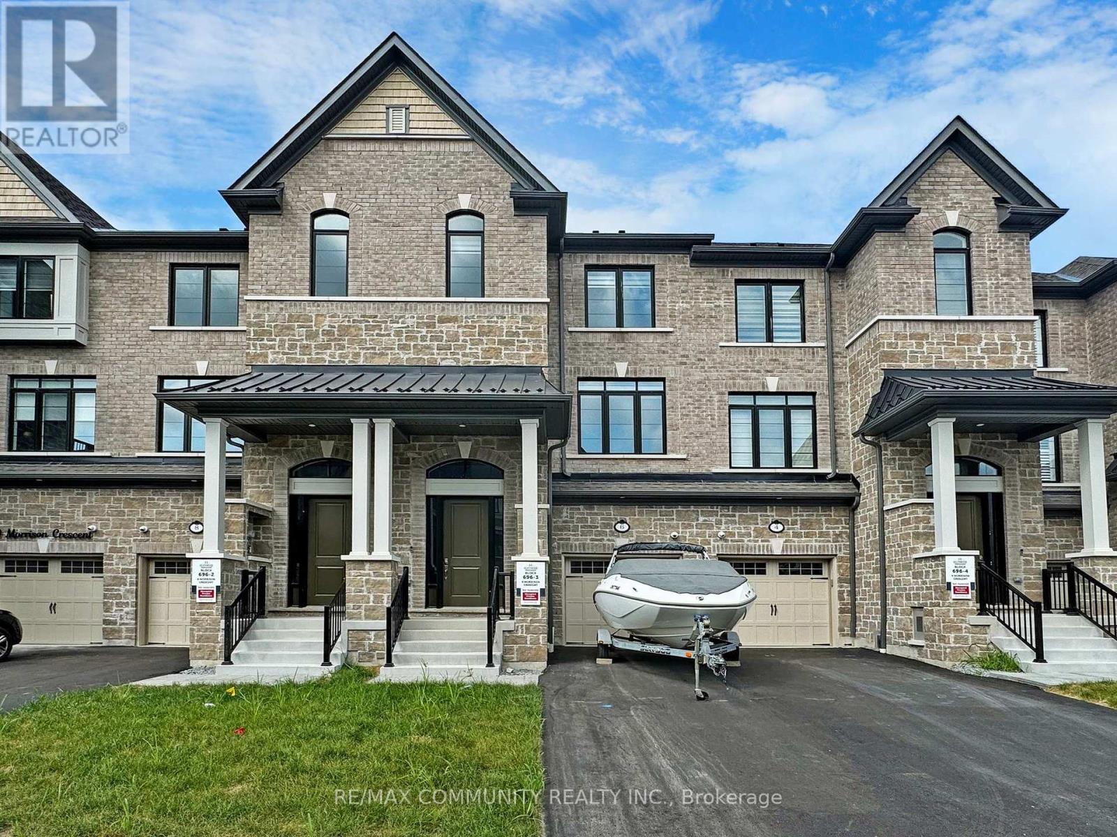 6 MORRISON CRESCENT, whitby, Ontario