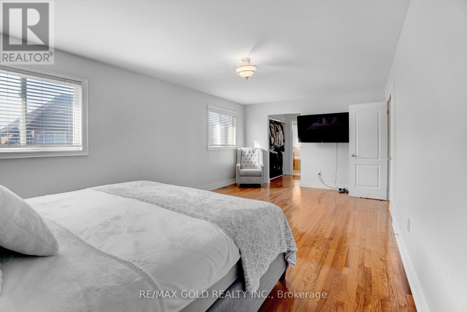 28 Castle Mountain Drive, Brampton (Sandringham-Wellington), Ontario  L6R 2Y1 - Photo 18 - W9258792