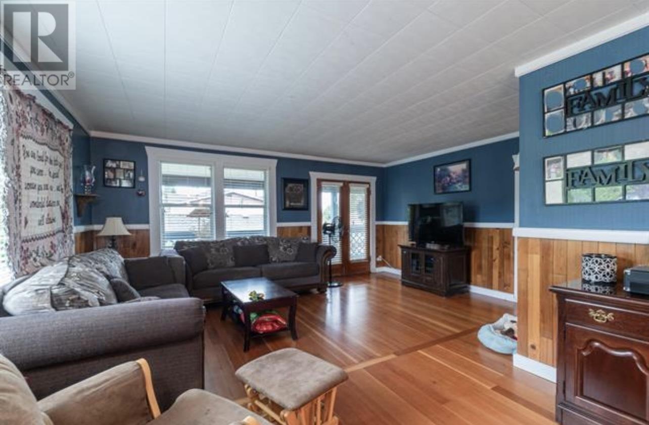 Property at 20775 CAMWOOD AVENUE image 5