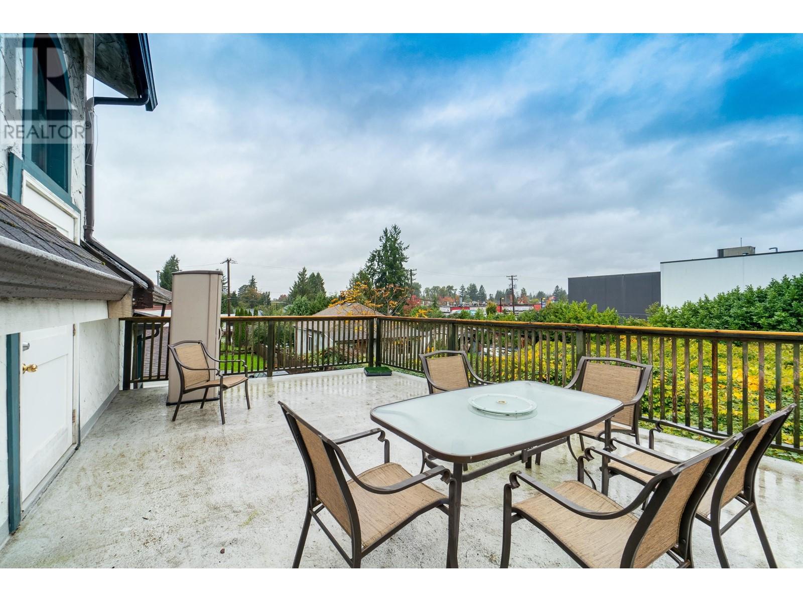 20775 Camwood Avenue, Maple Ridge, British Columbia  V2X 2N9 - Photo 9 - R2910241