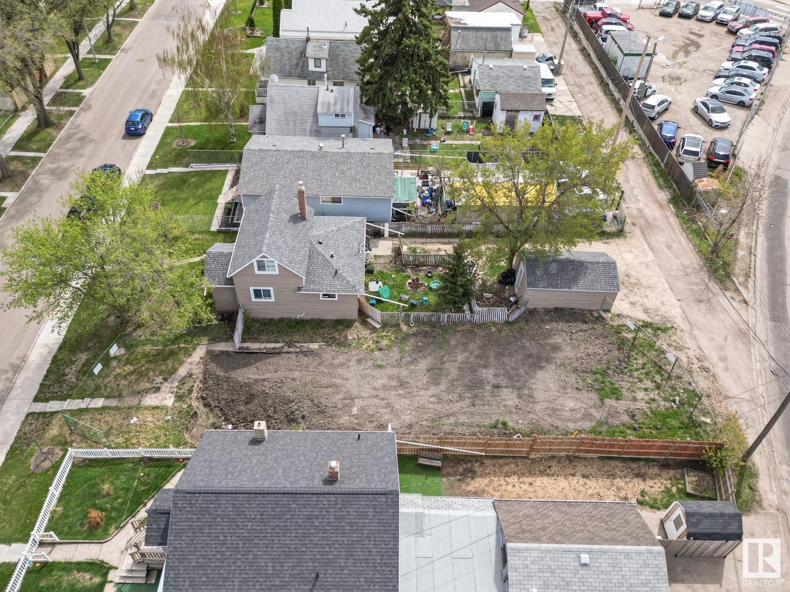 12022 77 St Nw, Edmonton, Alberta  T5B 2G7 - Photo 4 - E4402599