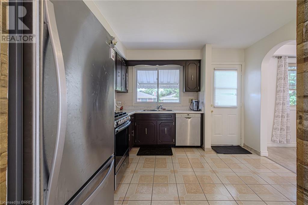 14 Melbourne Crescent, Brantford, Ontario  N3S 7G3 - Photo 17 - 40633165