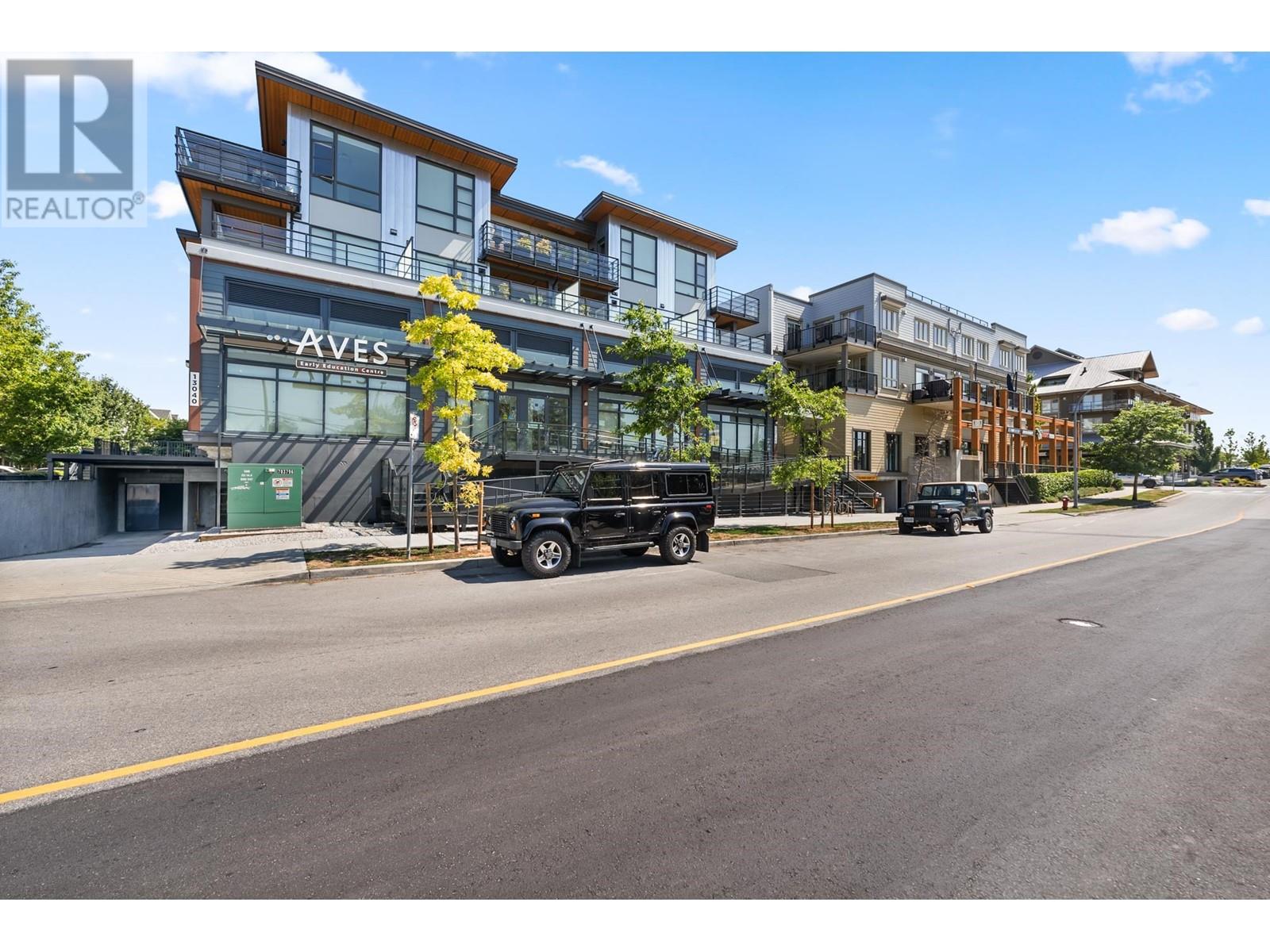 Listing Picture 35 of 37 : 405 13040 NO. 2 ROAD, Richmond / 烈治文 - 魯藝地產 Yvonne Lu Group - MLS Medallion Club Member