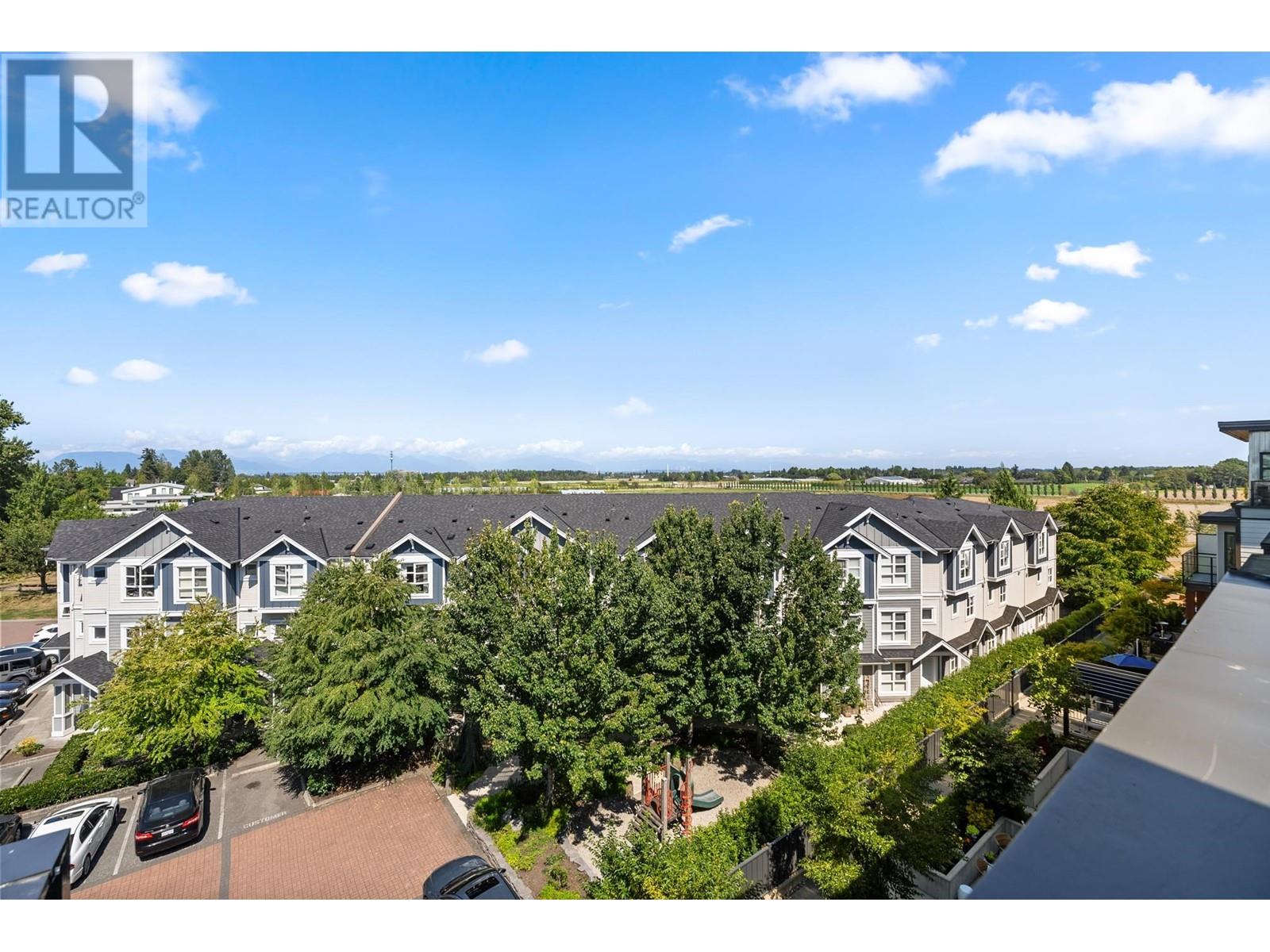 Listing Picture 22 of 37 : 405 13040 NO. 2 ROAD, Richmond / 烈治文 - 魯藝地產 Yvonne Lu Group - MLS Medallion Club Member