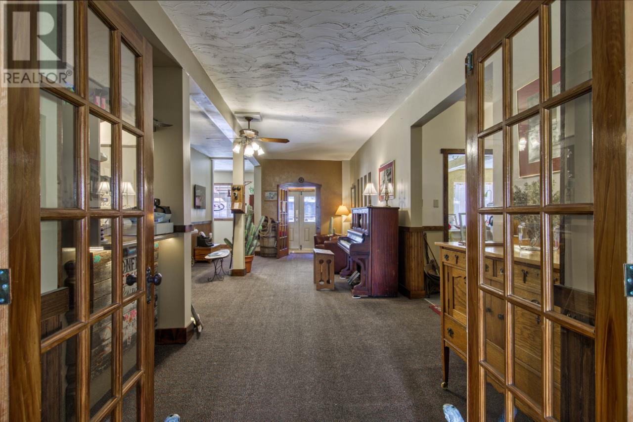 3649 Merritt-Spences Bridge Highway, Merritt, British Columbia   - Photo 11 - 180424