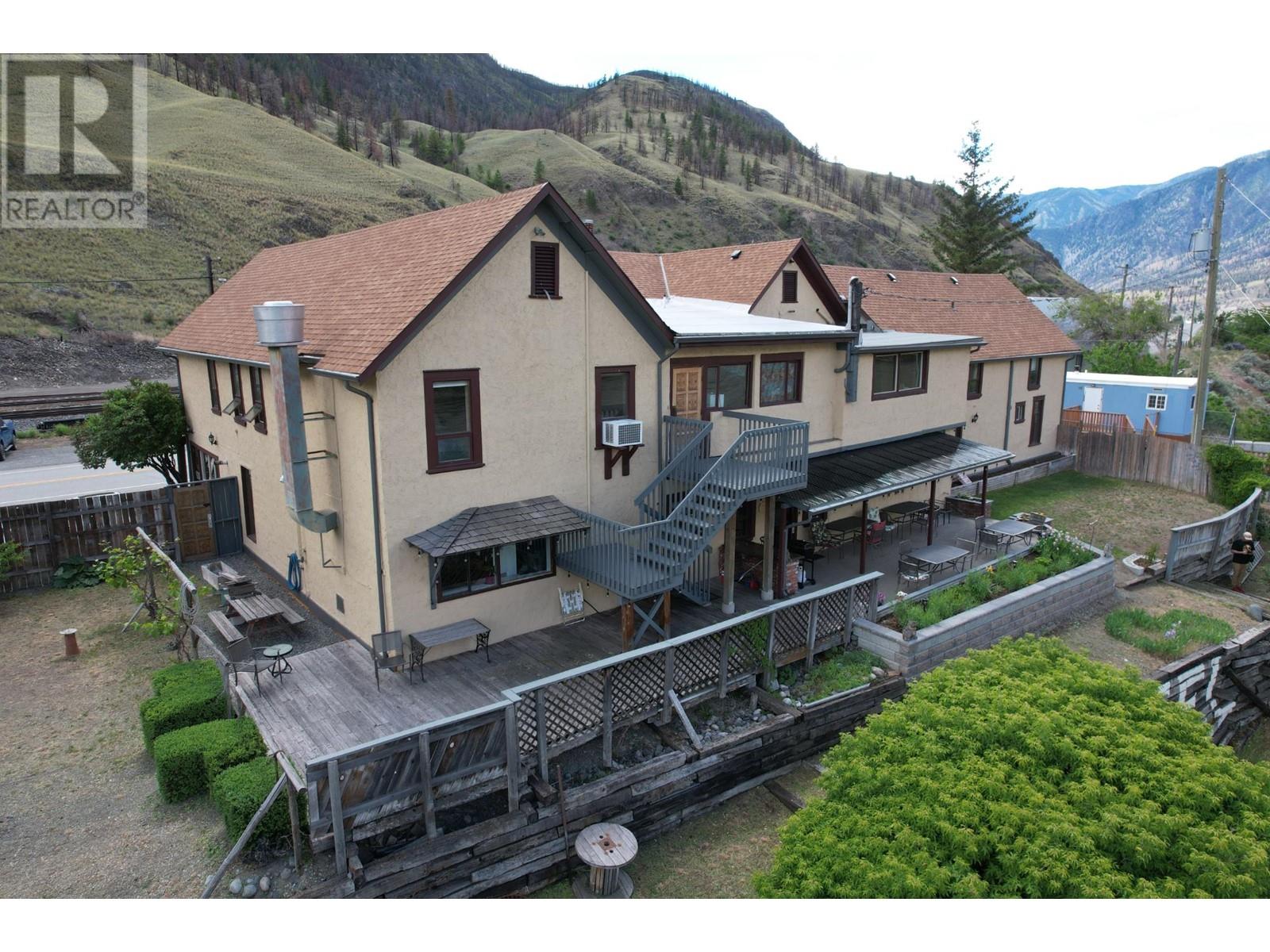 3649 Merritt-Spences Bridge Highway, Merritt, British Columbia   - Photo 2 - 180424