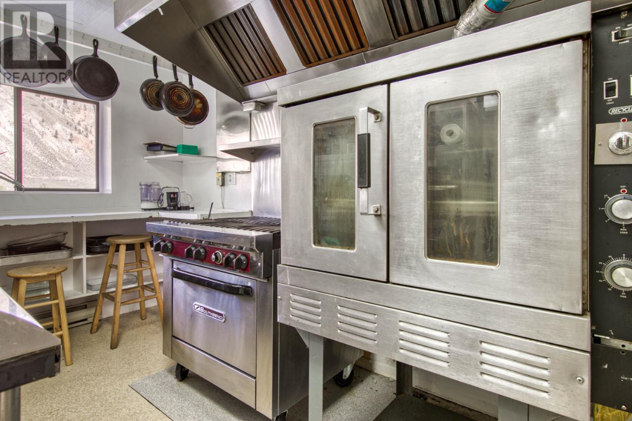 3649 Merritt-Spences Bridge Highway, Merritt, British Columbia   - Photo 22 - 180424