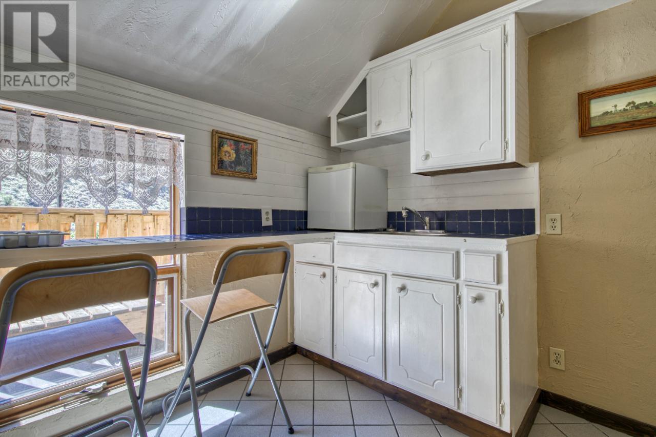 3649 Merritt-Spences Bridge Highway, Merritt, British Columbia   - Photo 40 - 180424