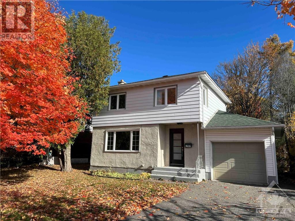 1989 Naples Avenue, Ottawa, Ontario  K1G 2B5 - Photo 1 - 1407671