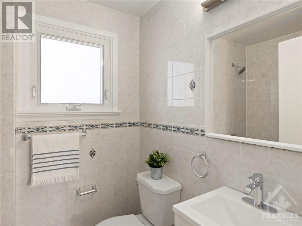 1989 Naples Avenue, Ottawa, Ontario  K1G 2B5 - Photo 17 - 1407671