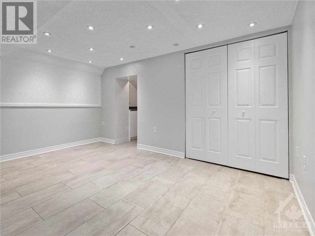 1989 Naples Avenue, Ottawa, Ontario  K1G 2B5 - Photo 20 - 1407671
