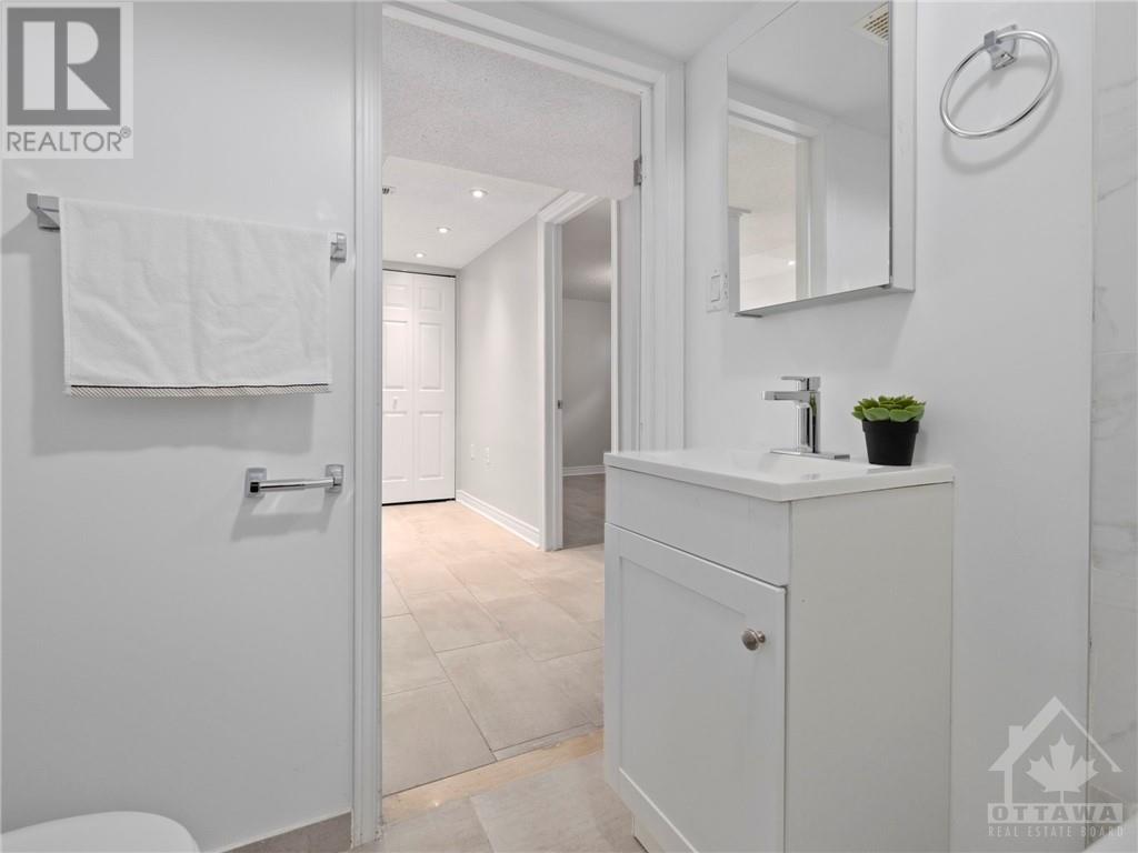 1989 Naples Avenue, Ottawa, Ontario  K1G 2B5 - Photo 24 - 1407671